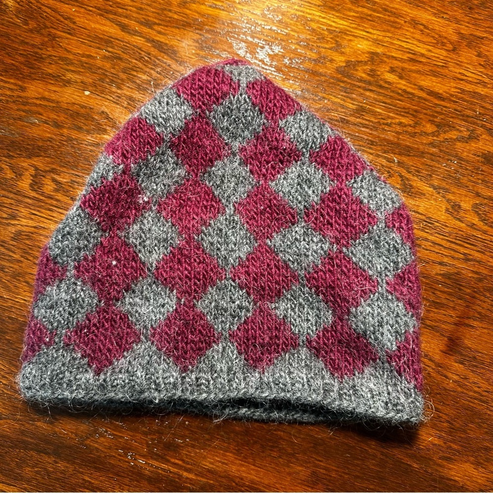Brooklyn Handknit Argyle Wool-Blend Beanie One Size Handcrafted Geometric Burgun